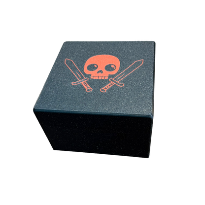 TCG Aufbewahrungskiste – Rot / Schwarz oder Sparkling Schwarz | Mit 6 Trennern